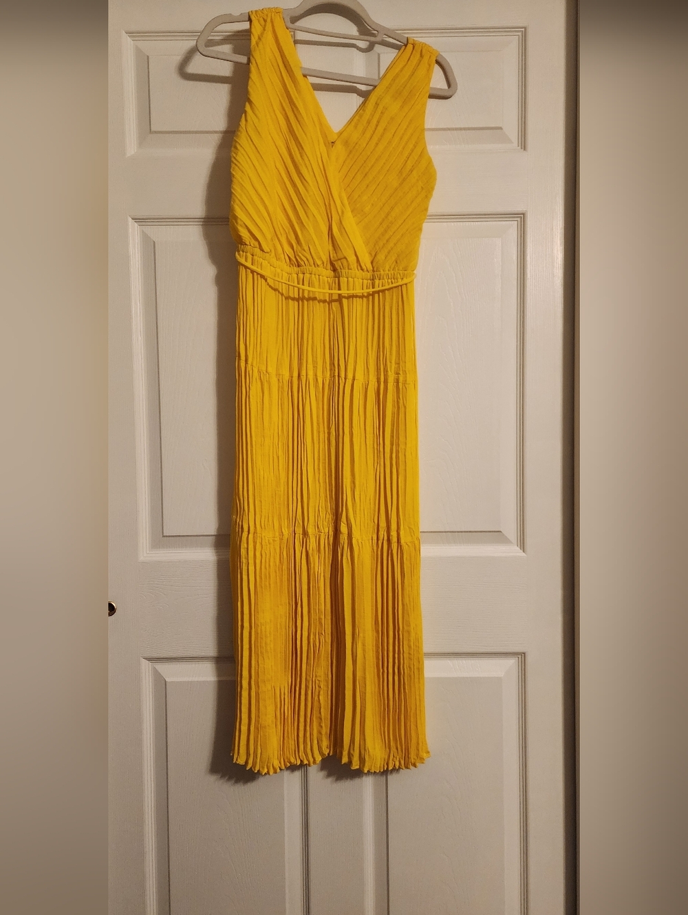 Simply Vera Vera Wang Sunny Yellow Pleated V-Neck Maxi Dress